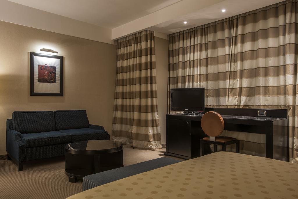 Ergife Palace Hotel Roma Dış mekan fotoğraf